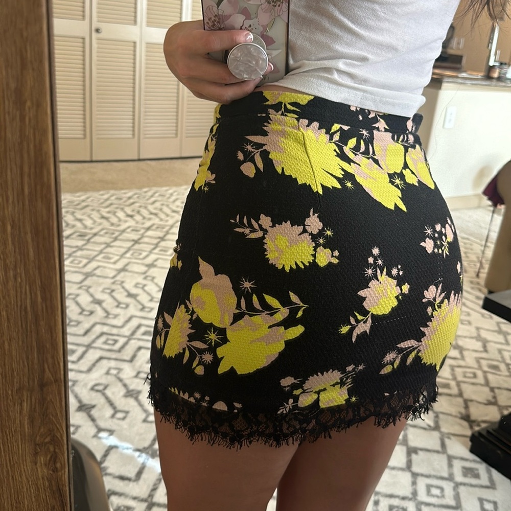 Topshop Black Floral Print Mini Skirt US4 UK8 from ASOS